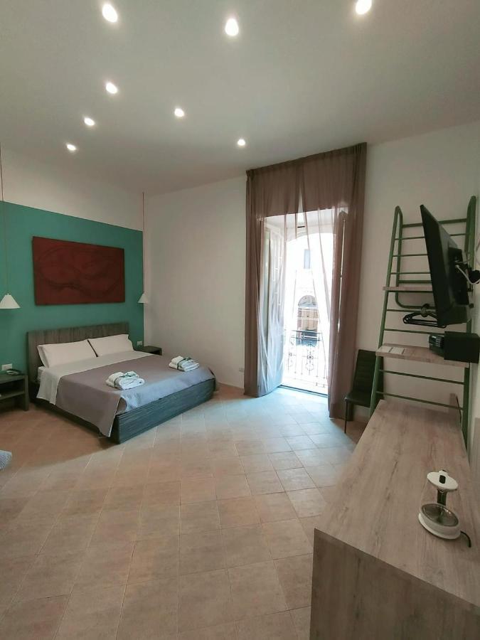 La Casa Di Halley Napoli Bagian luar foto