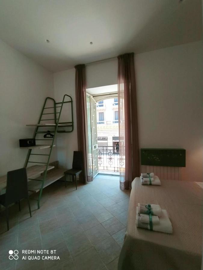 La Casa Di Halley Napoli Bagian luar foto