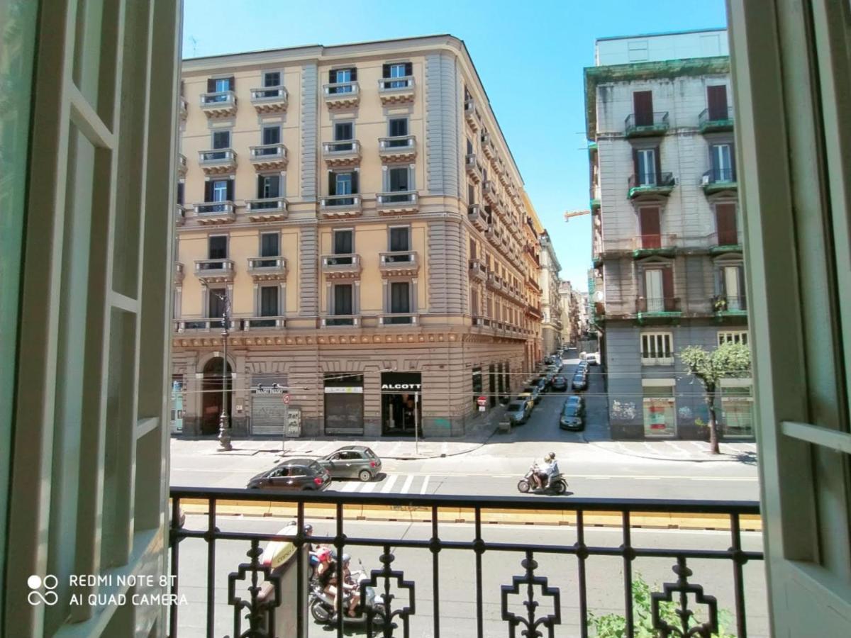 La Casa Di Halley Napoli Bagian luar foto