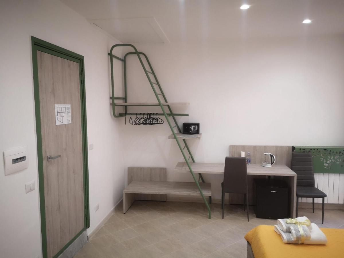 La Casa Di Halley Napoli Bagian luar foto