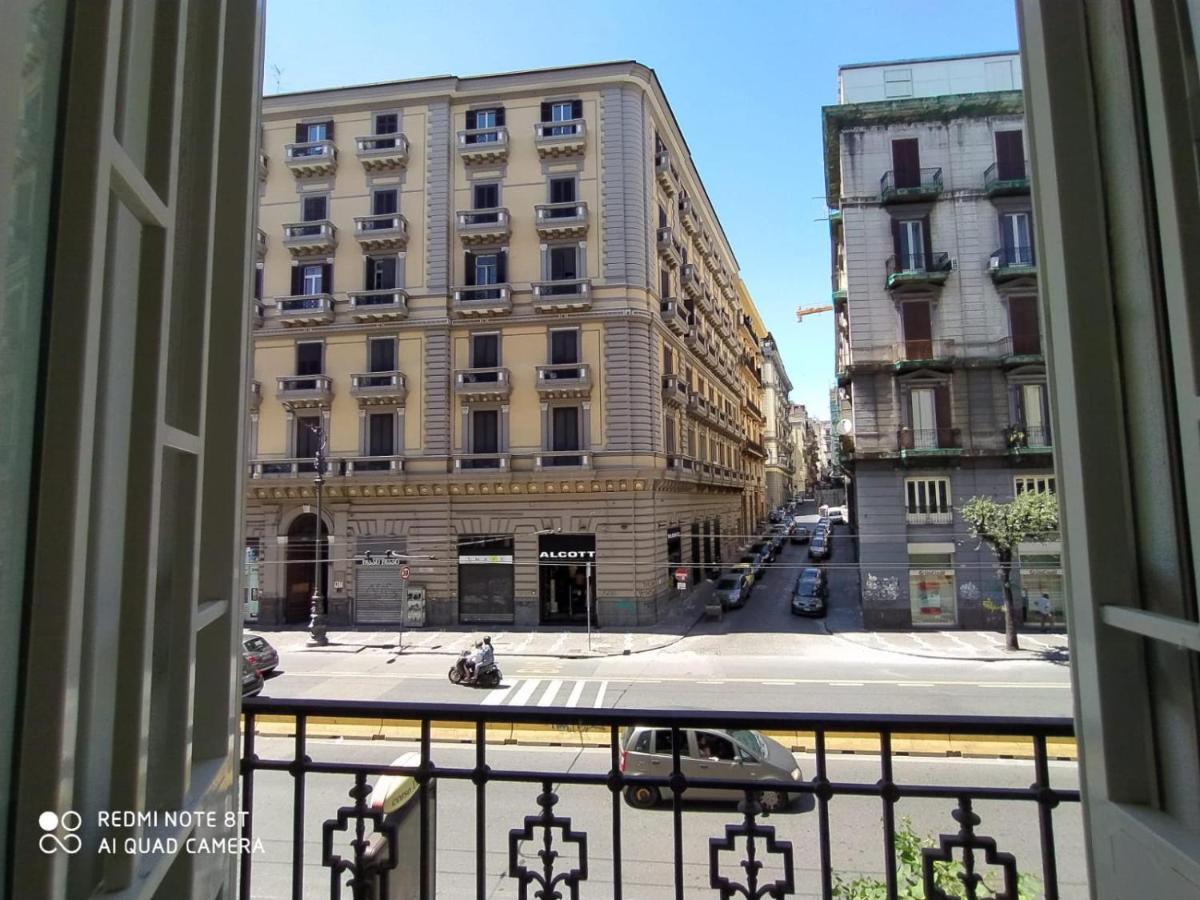 La Casa Di Halley Napoli Bagian luar foto