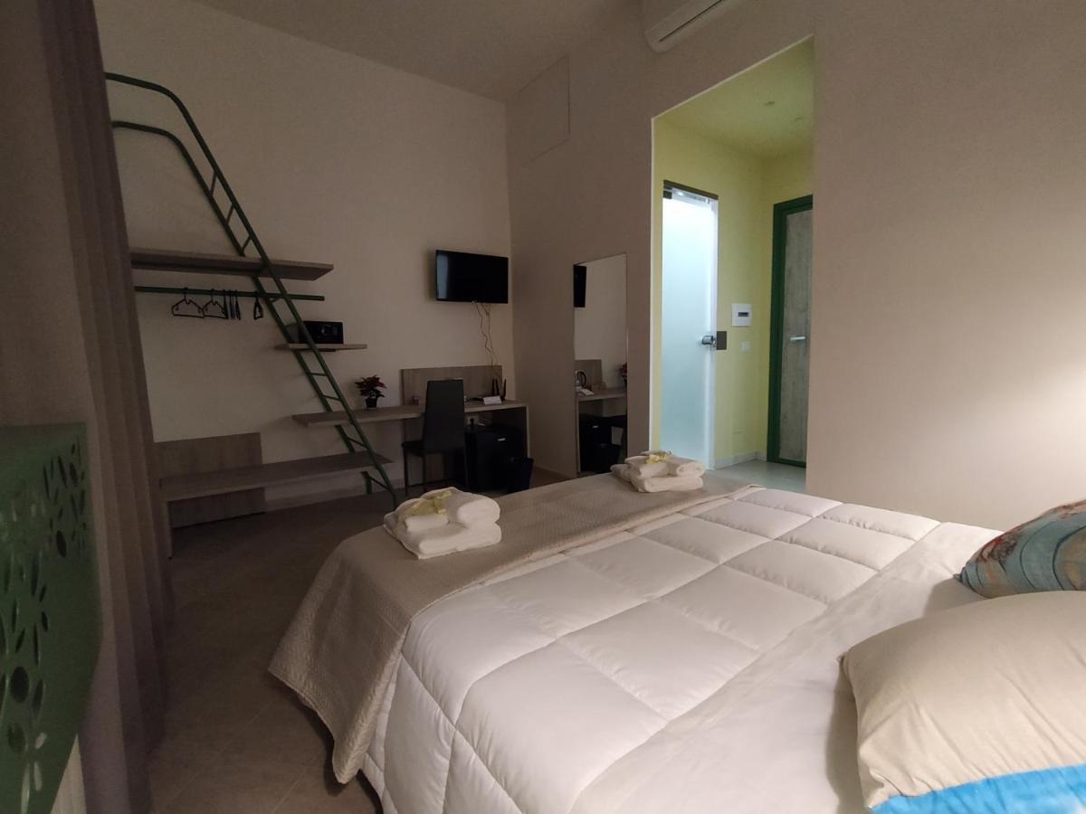La Casa Di Halley Napoli Bagian luar foto
